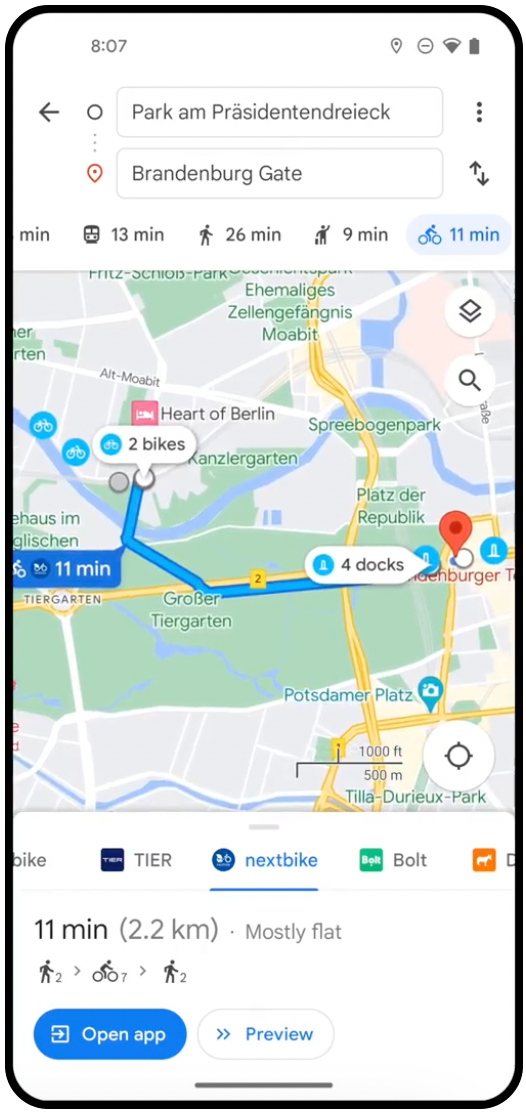 Interfaz con opciones de bicis y patinetes compartidos en Google Maps